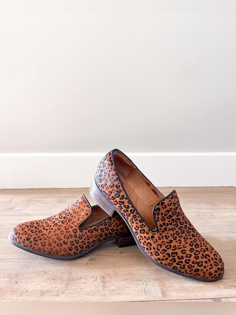 Sofft Severn Leopard Calf Hair Loafers Flats Size 7.5 | Animal Print